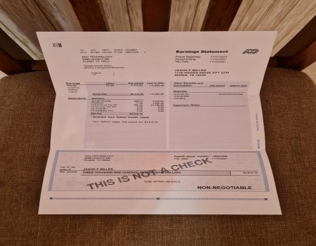 HQ USA PAYSTUBS SCAN OR PHOTO