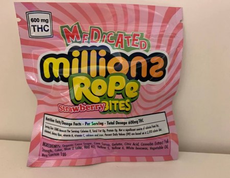 MILLIONS ROPE EDIBLES ! Strawberry