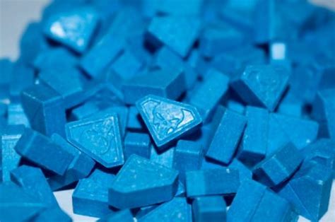 200 x XTC BLUE EA-SPORTS x 300MG MDMA x HARD PRESS