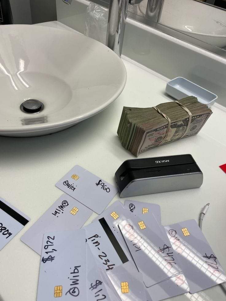 1 Card Total Balance: $10000