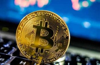 BTC $900