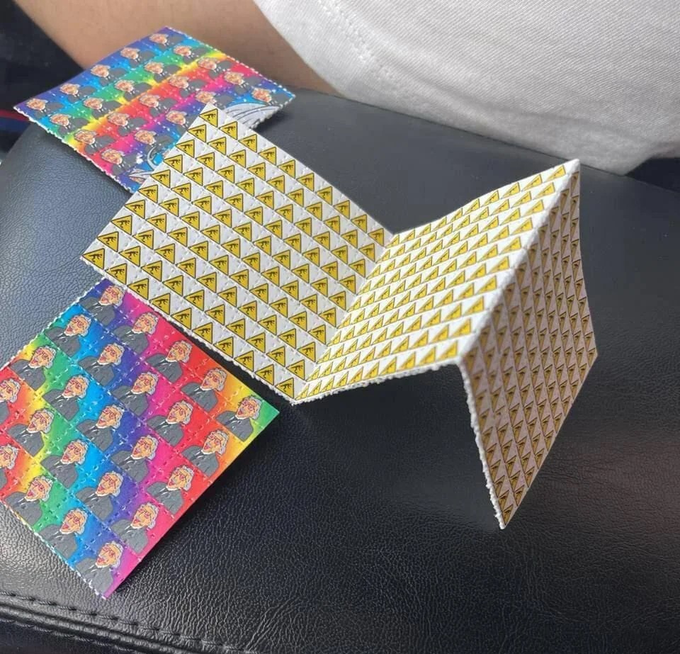 200ug LSD Trip - 50 blots