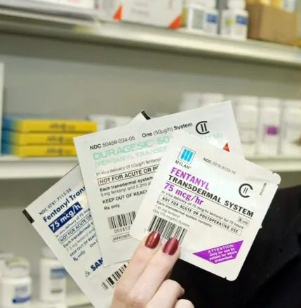 Fentanyl 4 packets 75mg patches