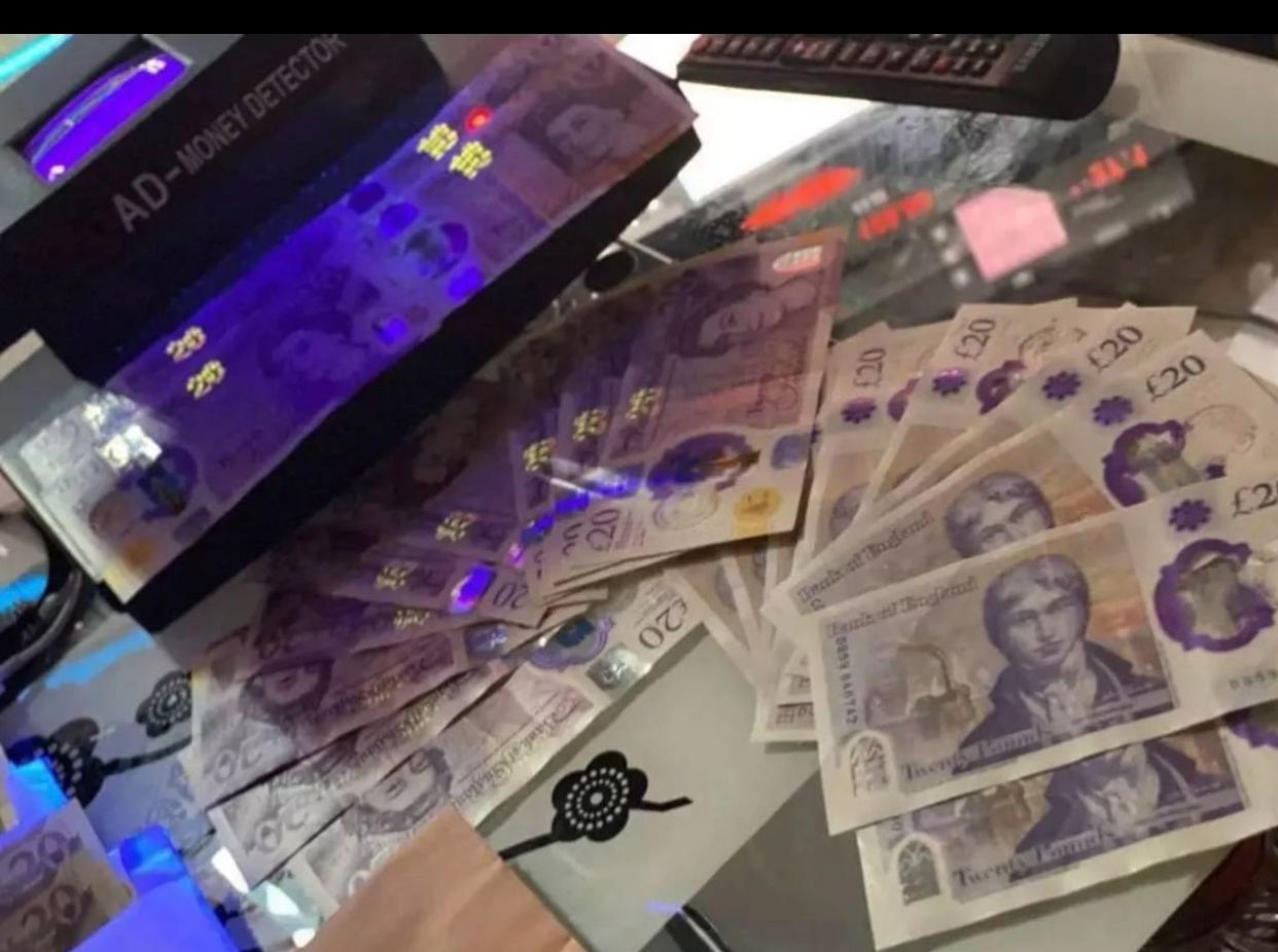 UNDETECTABLE British Pounds 10k for 800